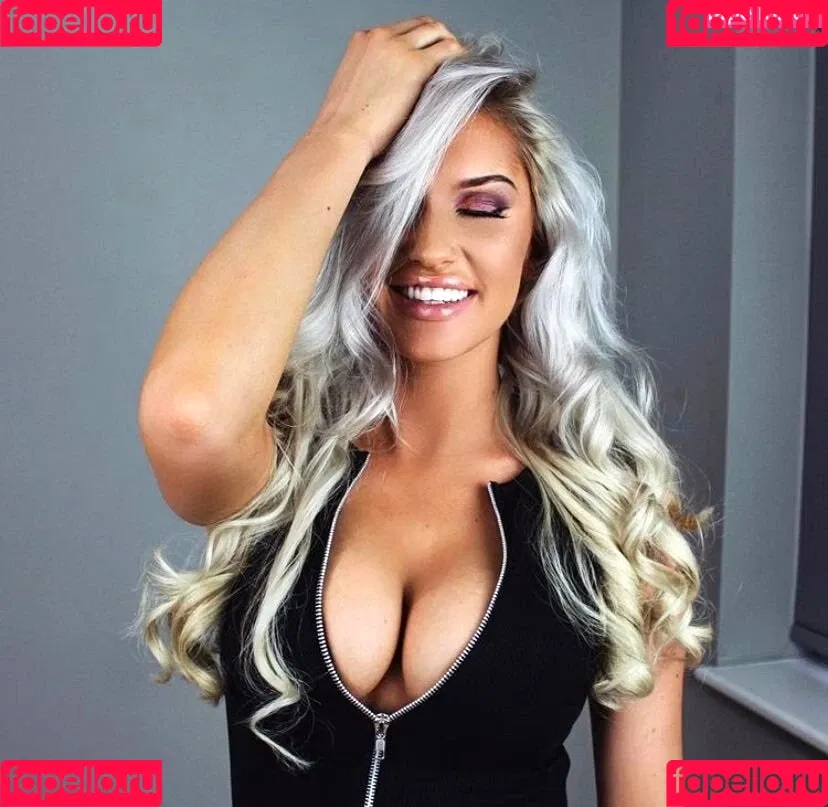 Mariah May Onlyfans Photo Gallery 