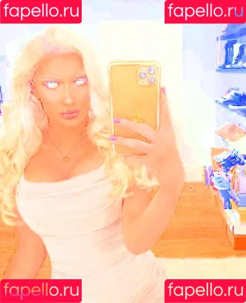 Mariah May Onlyfans Photo Gallery 