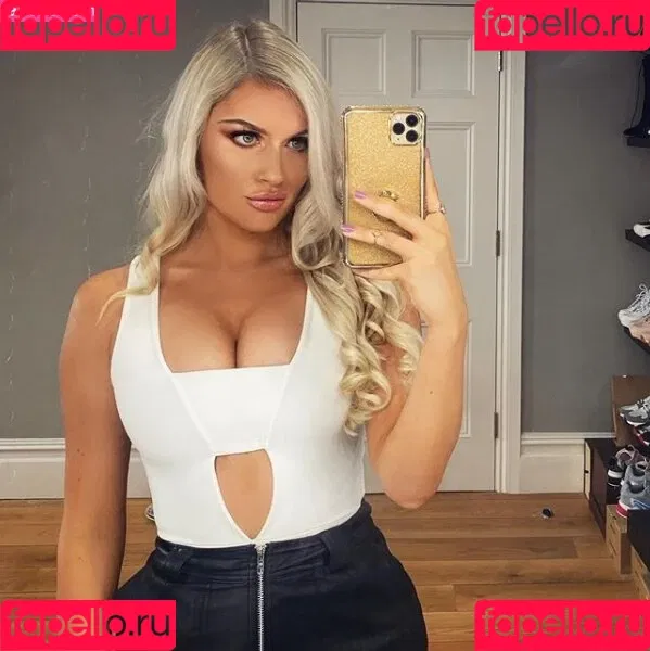 Mariah May Onlyfans Photo Gallery 