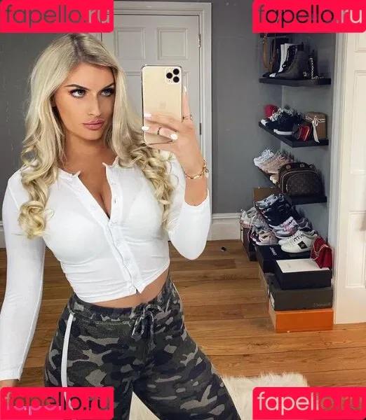 Mariah May Onlyfans Photo Gallery 