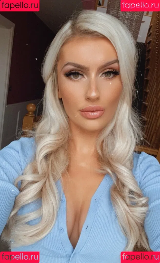 Mariah May Onlyfans Photo Gallery 