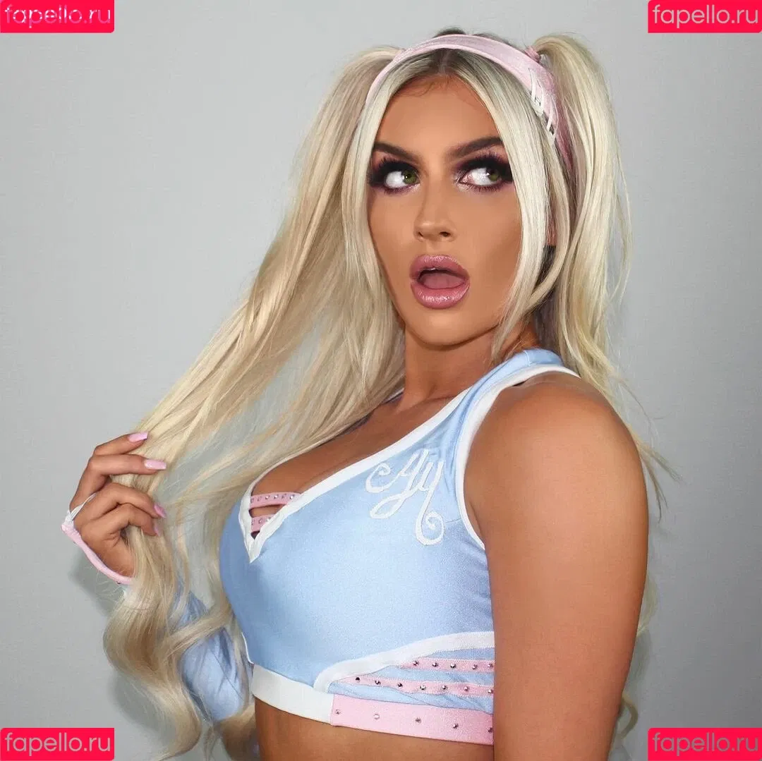 Mariah May Onlyfans Photo Gallery 