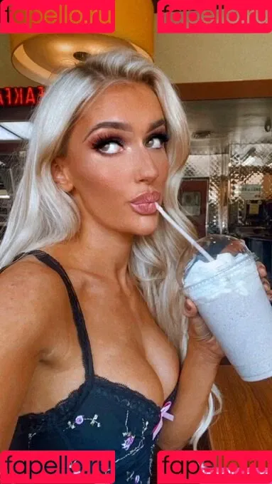Mariah May Onlyfans Photo Gallery 