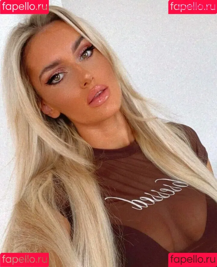 Mariah May Onlyfans Photo Gallery 