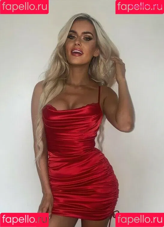 Mariah May Onlyfans Photo Gallery 