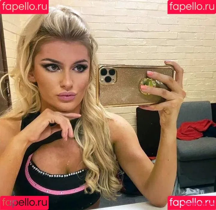Mariah May Onlyfans Photo Gallery 