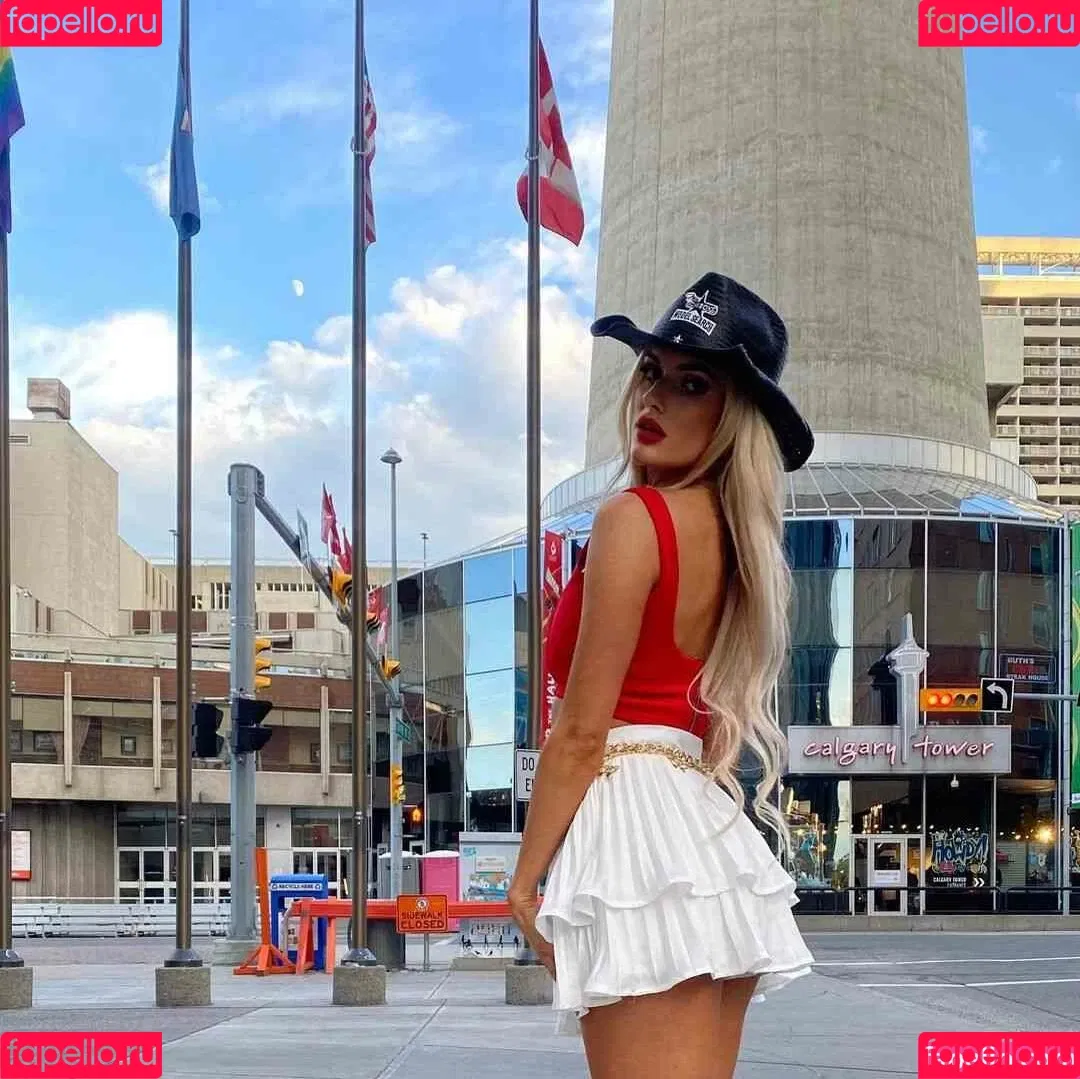 Mariah May Onlyfans Photo Gallery 