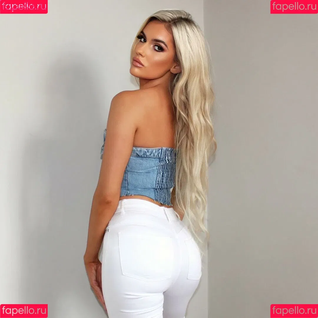 Mariah May Onlyfans Photo Gallery 