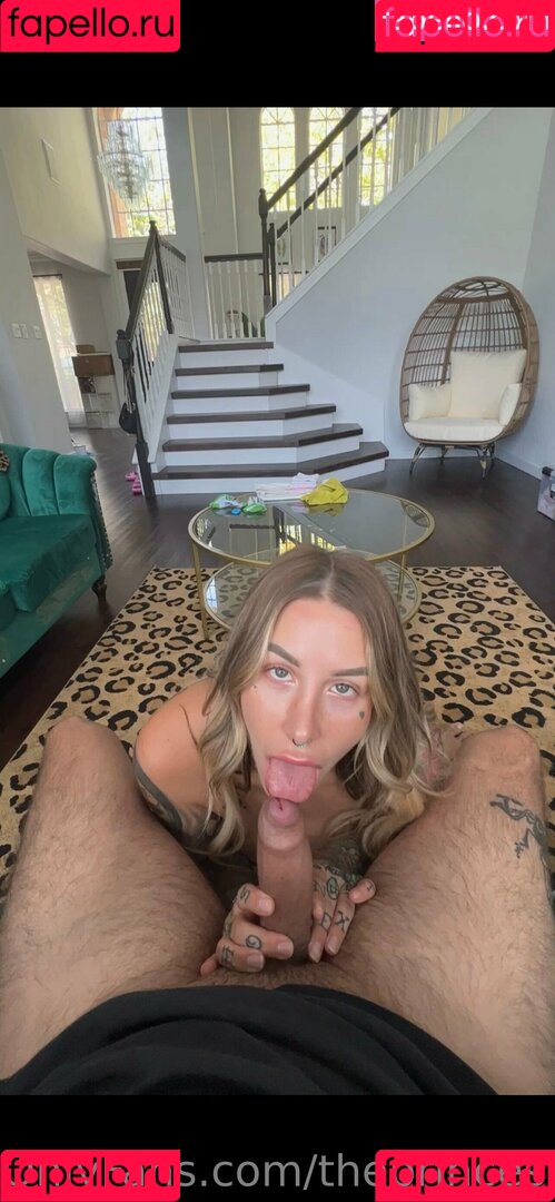 theprincesspineapple Onlyfans Photo Gallery 