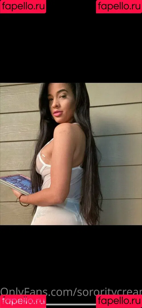 sororitycream18 Onlyfans Photo Gallery 