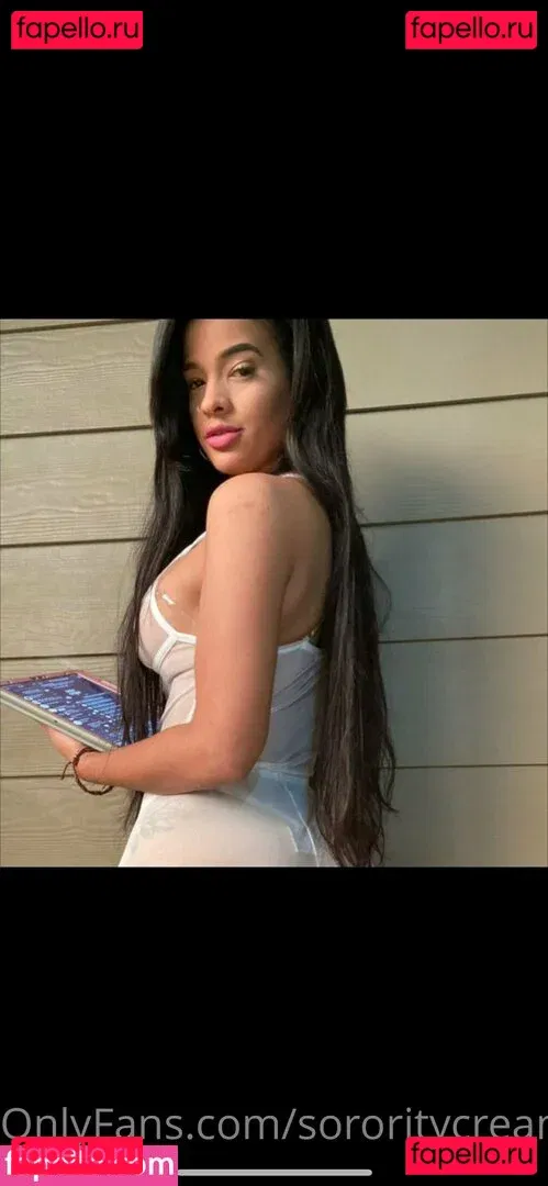 sororitycream18 Onlyfans Photo Gallery 