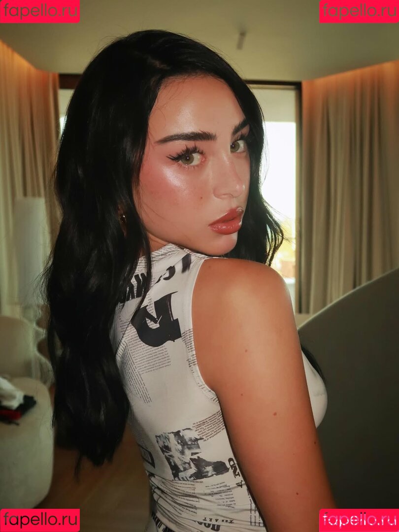 Nicki Nicole Onlyfans Photo Gallery 