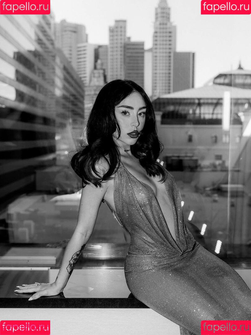 Nicki Nicole Onlyfans Photo Gallery 