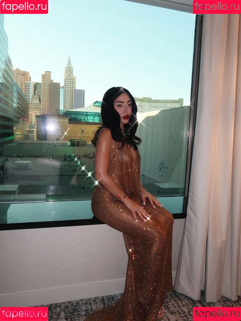 Nicki Nicole Onlyfans Photo Gallery 