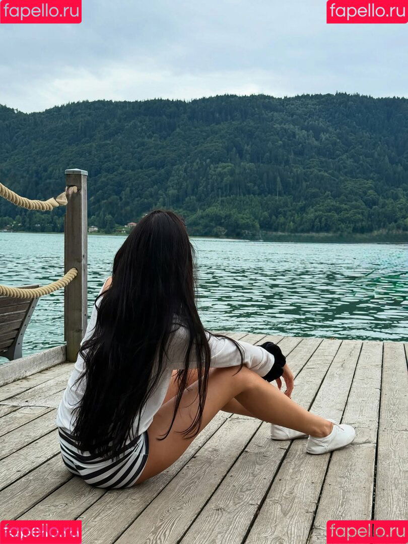 Daria Zaritskaya Onlyfans Photo Gallery 