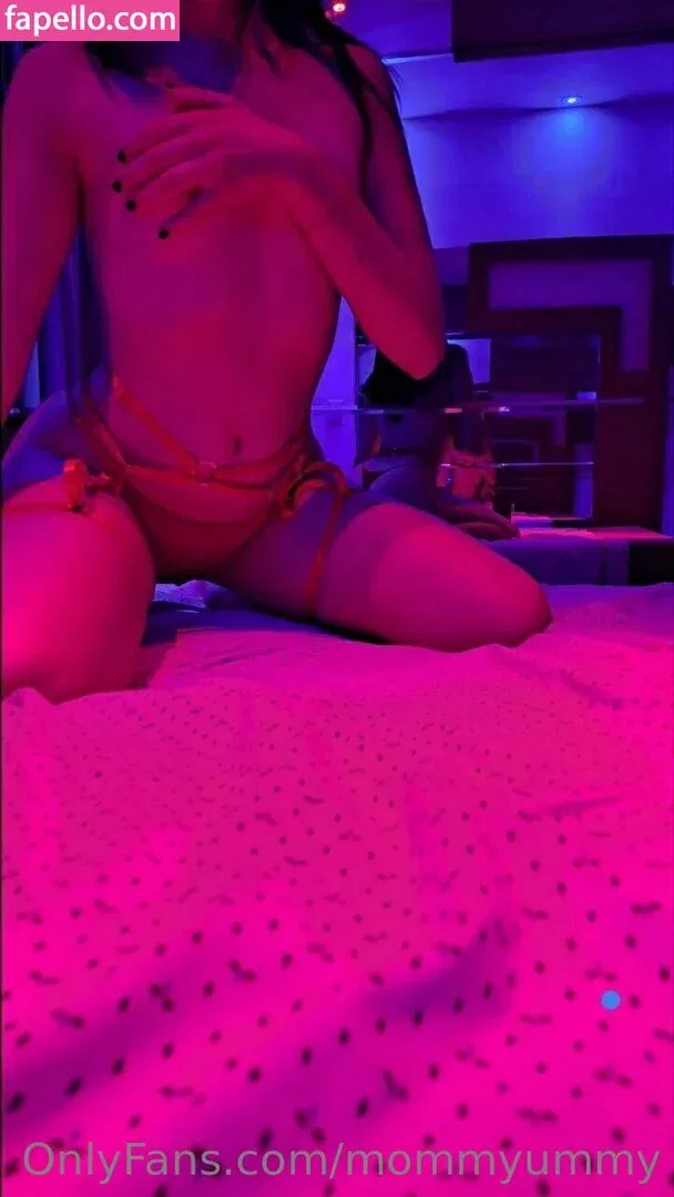 mommyummy Onlyfans Photo Gallery 