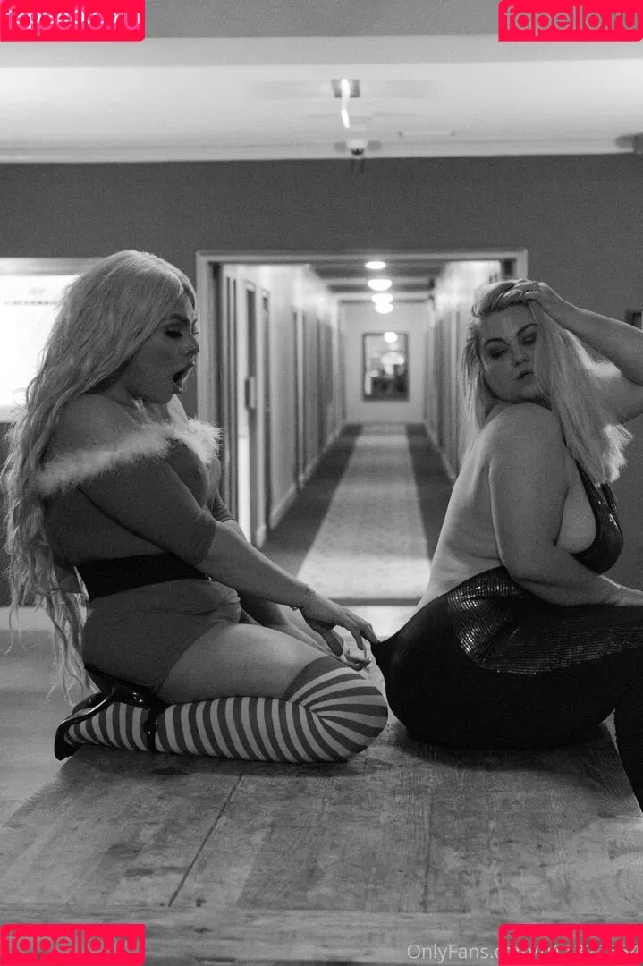 xxxblondiexxx Onlyfans Photo Gallery 