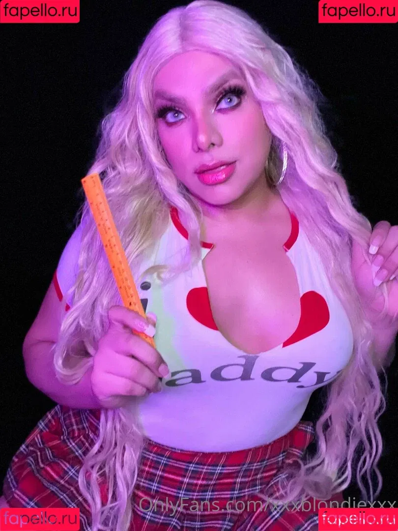 xxxblondiexxx Onlyfans Photo Gallery 