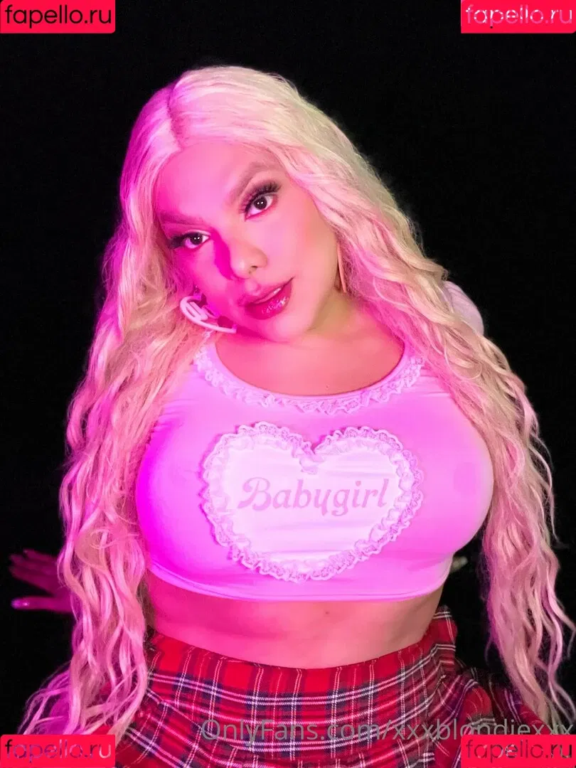 xxxblondiexxx Onlyfans Photo Gallery 