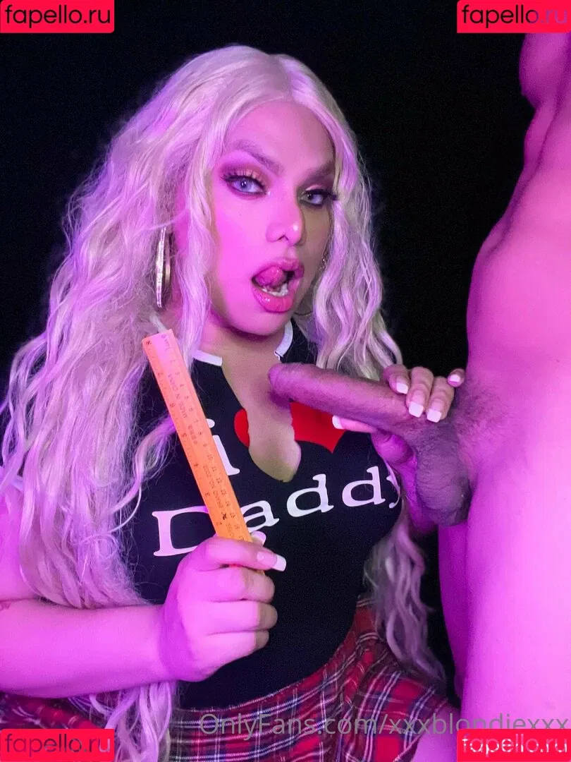xxxblondiexxx Onlyfans Photo Gallery 