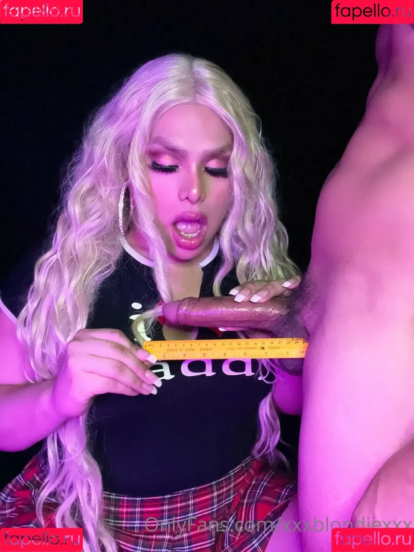 xxxblondiexxx Onlyfans Photo Gallery 