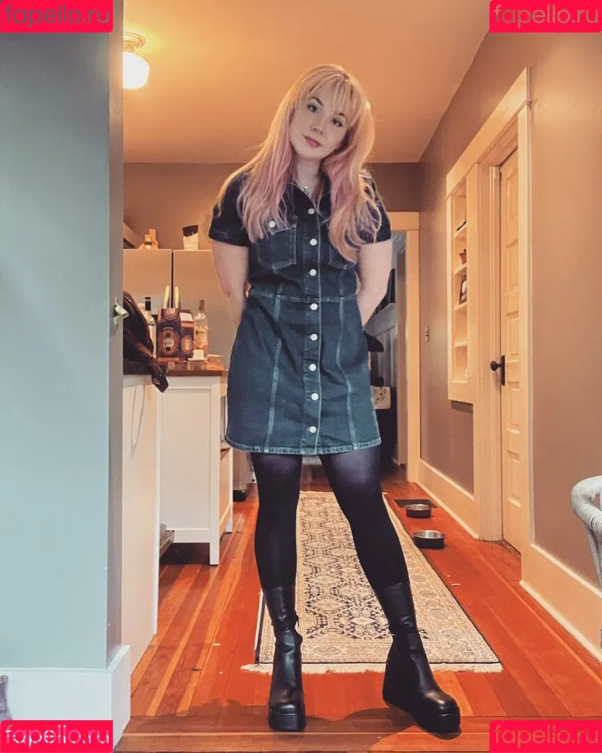 Mary Kish Onlyfans Photo Gallery 