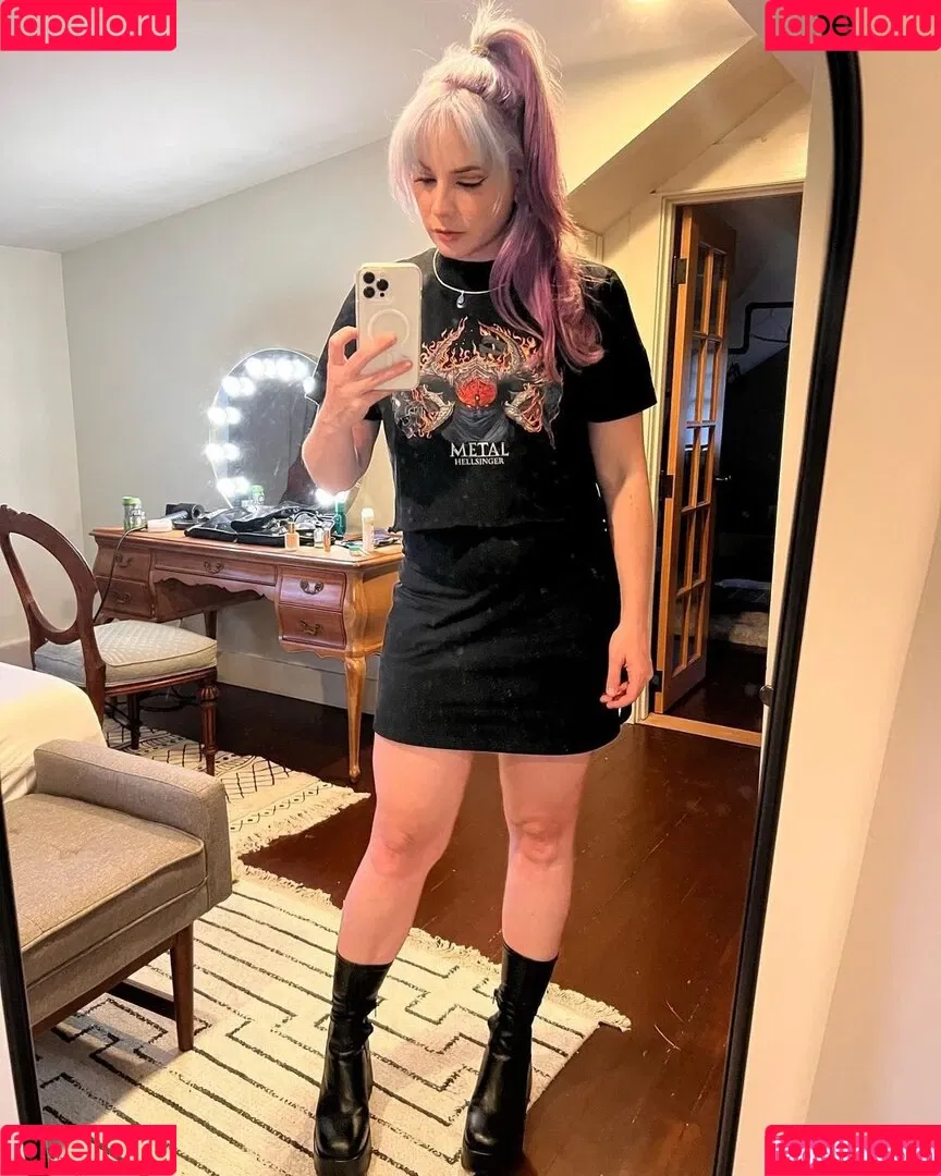 Mary Kish Onlyfans Photo Gallery 