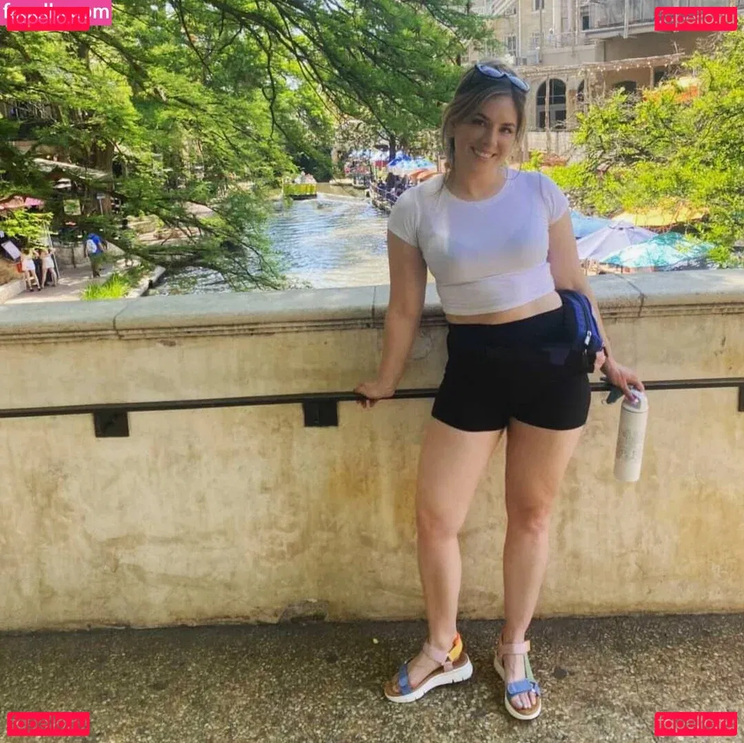 Mary Kish Onlyfans Photo Gallery 