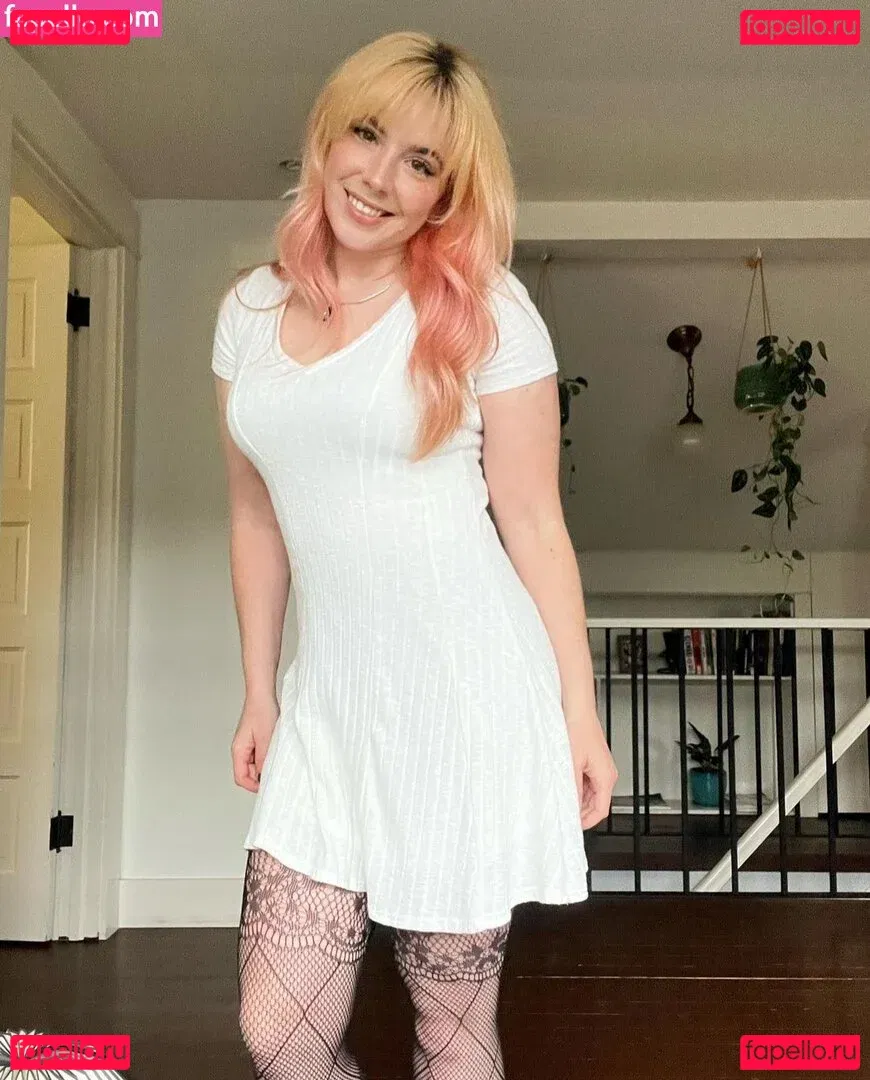 Mary Kish Onlyfans Photo Gallery 