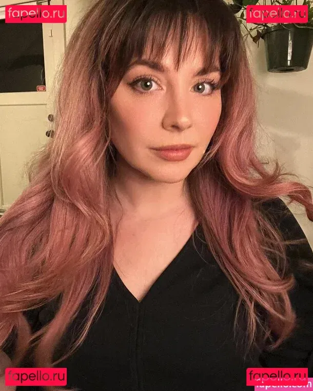 Mary Kish Onlyfans Photo Gallery 