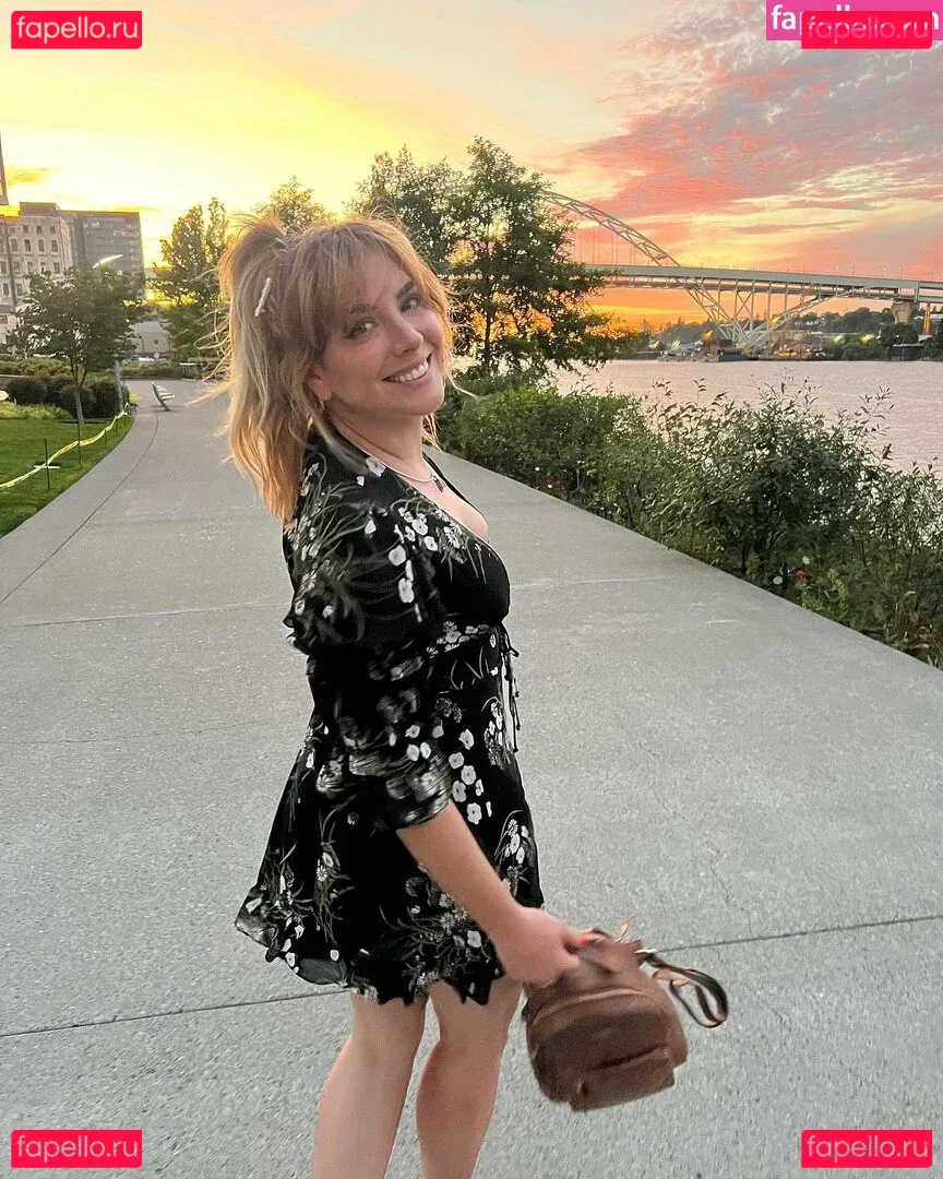 Mary Kish Onlyfans Photo Gallery 