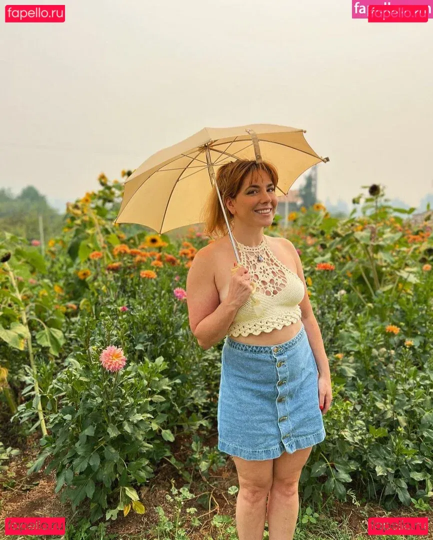 Mary Kish Onlyfans Photo Gallery 