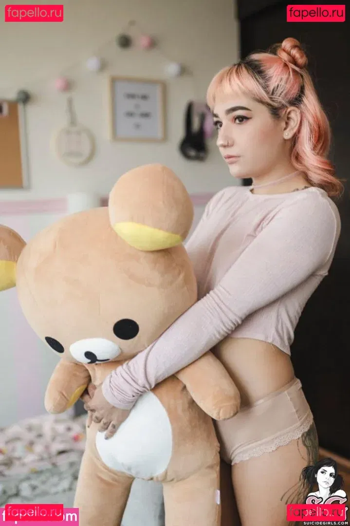 Haruki Muracallme Onlyfans Photo Gallery 