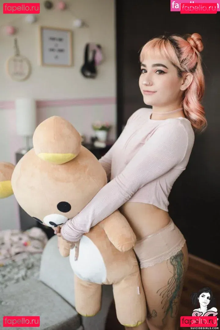 Haruki Muracallme Onlyfans Photo Gallery 