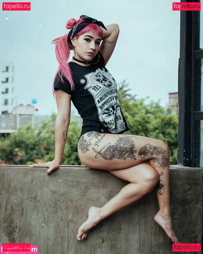 Haruki Muracallme Onlyfans Photo Gallery 