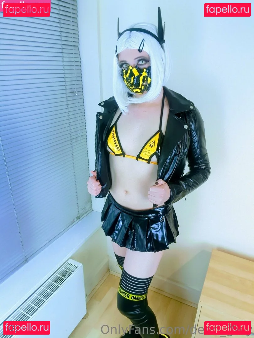 dead_girly Onlyfans Photo Gallery 