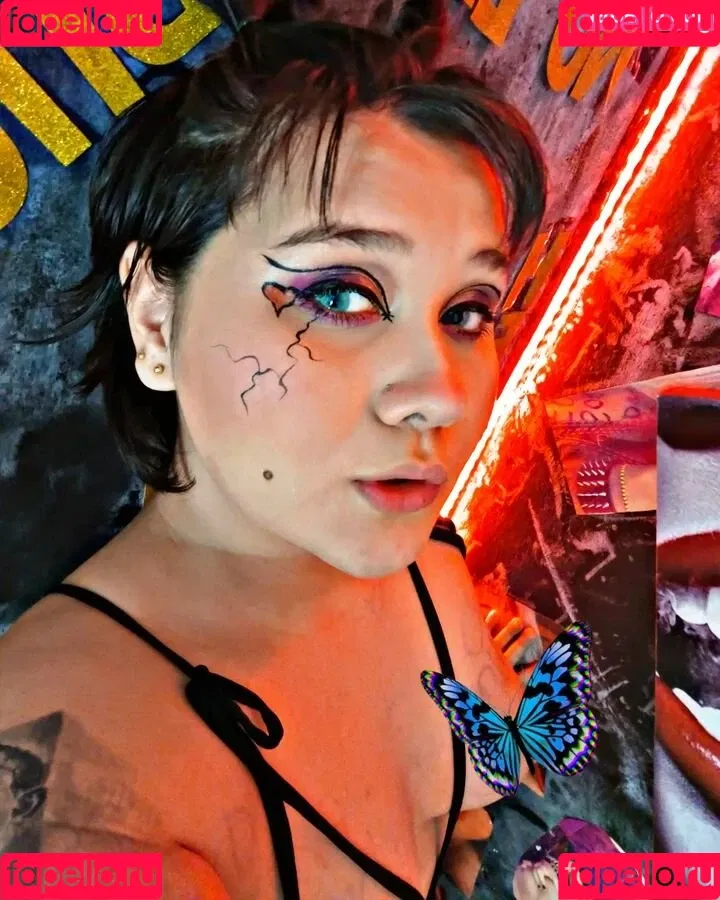laura_takint Onlyfans Photo Gallery 