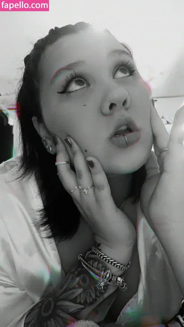 laura_takint Onlyfans Photo Gallery 