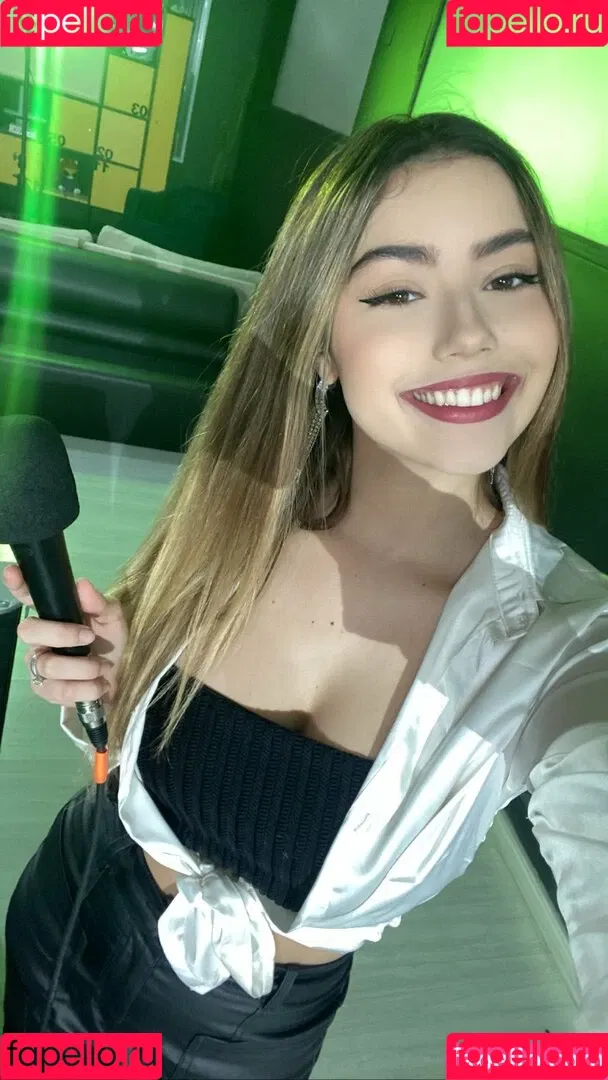 Isabella Onlyfans Photo Gallery 