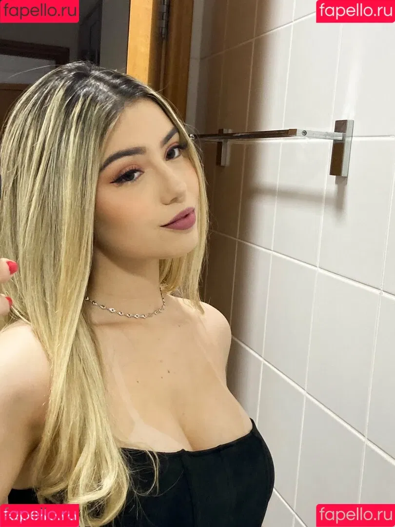 Isabella Onlyfans Photo Gallery 