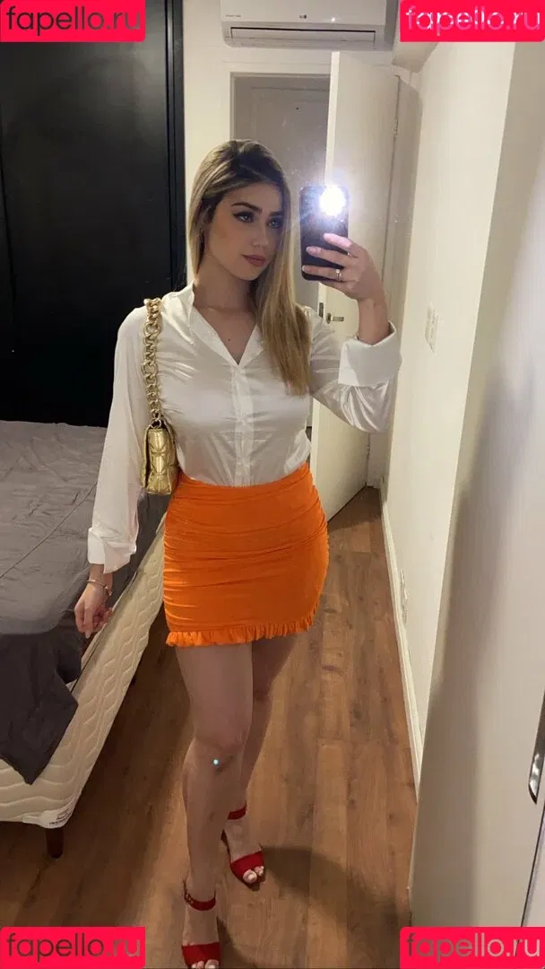 Isabella Onlyfans Photo Gallery 