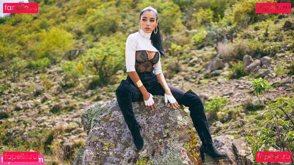 Superbe Onlyfans Photo Gallery 