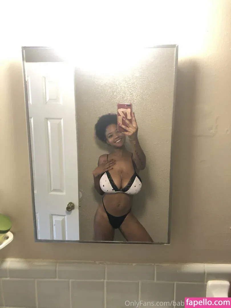 Bush Baby Onlyfans Photo Gallery 