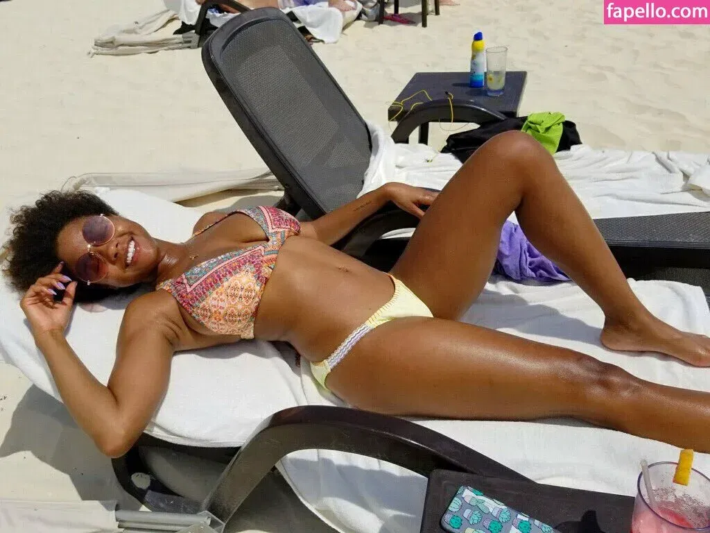 Bush Baby Onlyfans Photo Gallery 