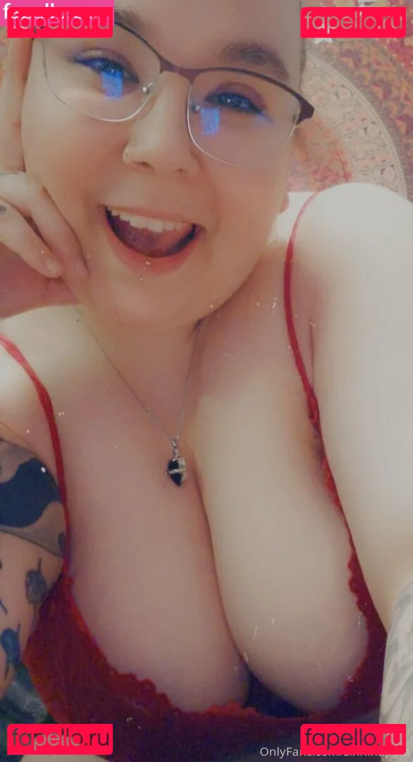 sinnfulapple420 Onlyfans Photo Gallery 