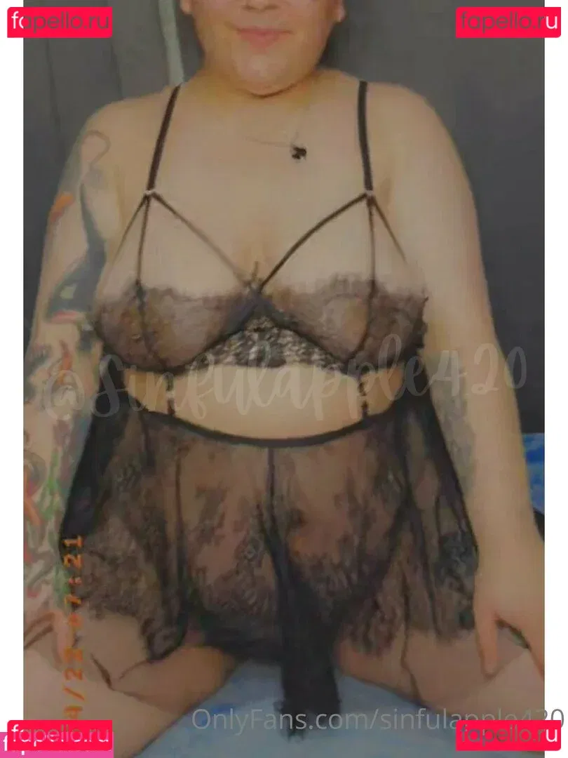 sinnfulapple420 Onlyfans Photo Gallery 