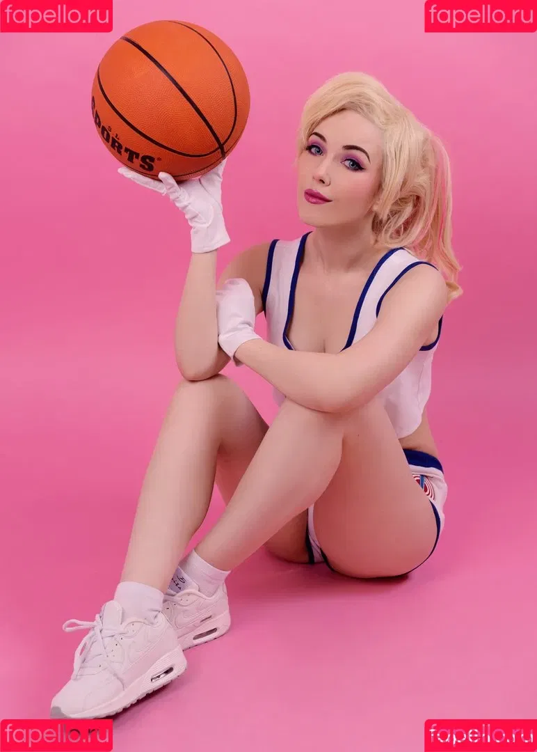 Helen Stifler Onlyfans Photo Gallery 