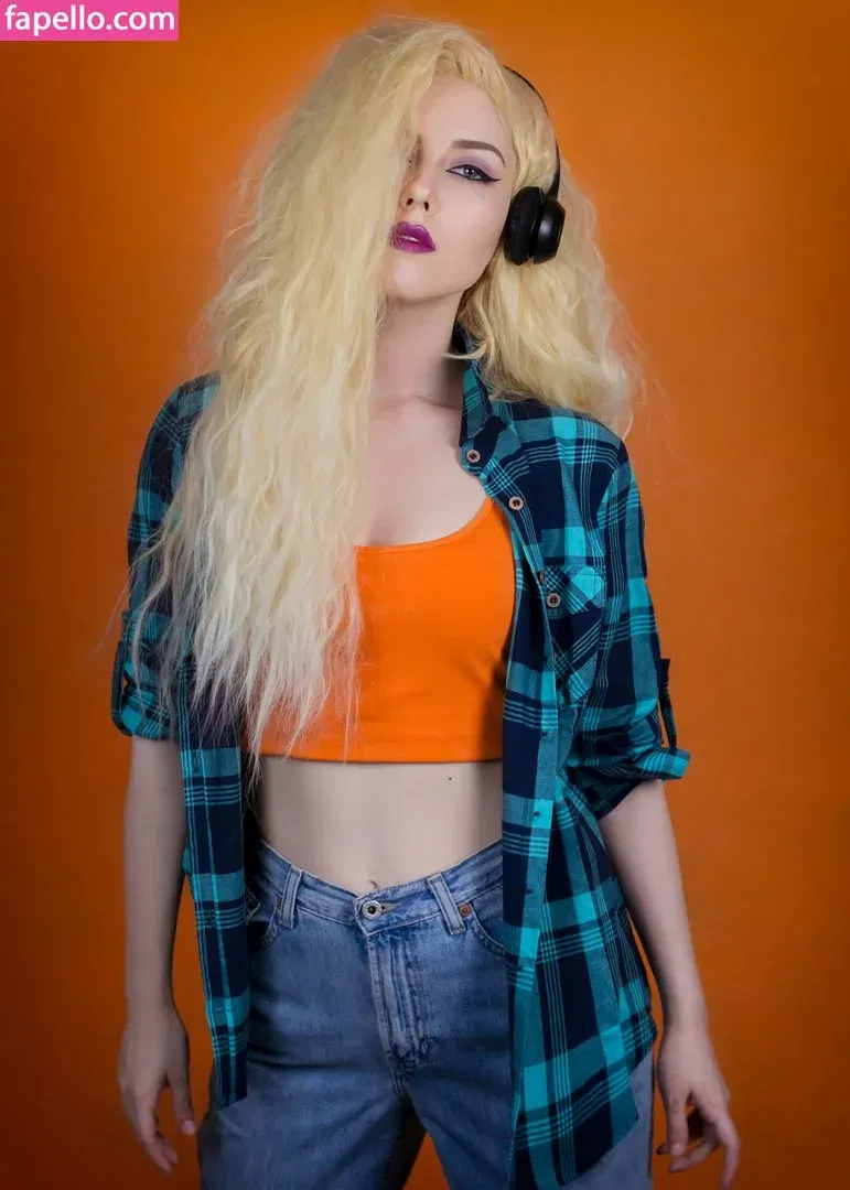 Helen Stifler Onlyfans Photo Gallery 