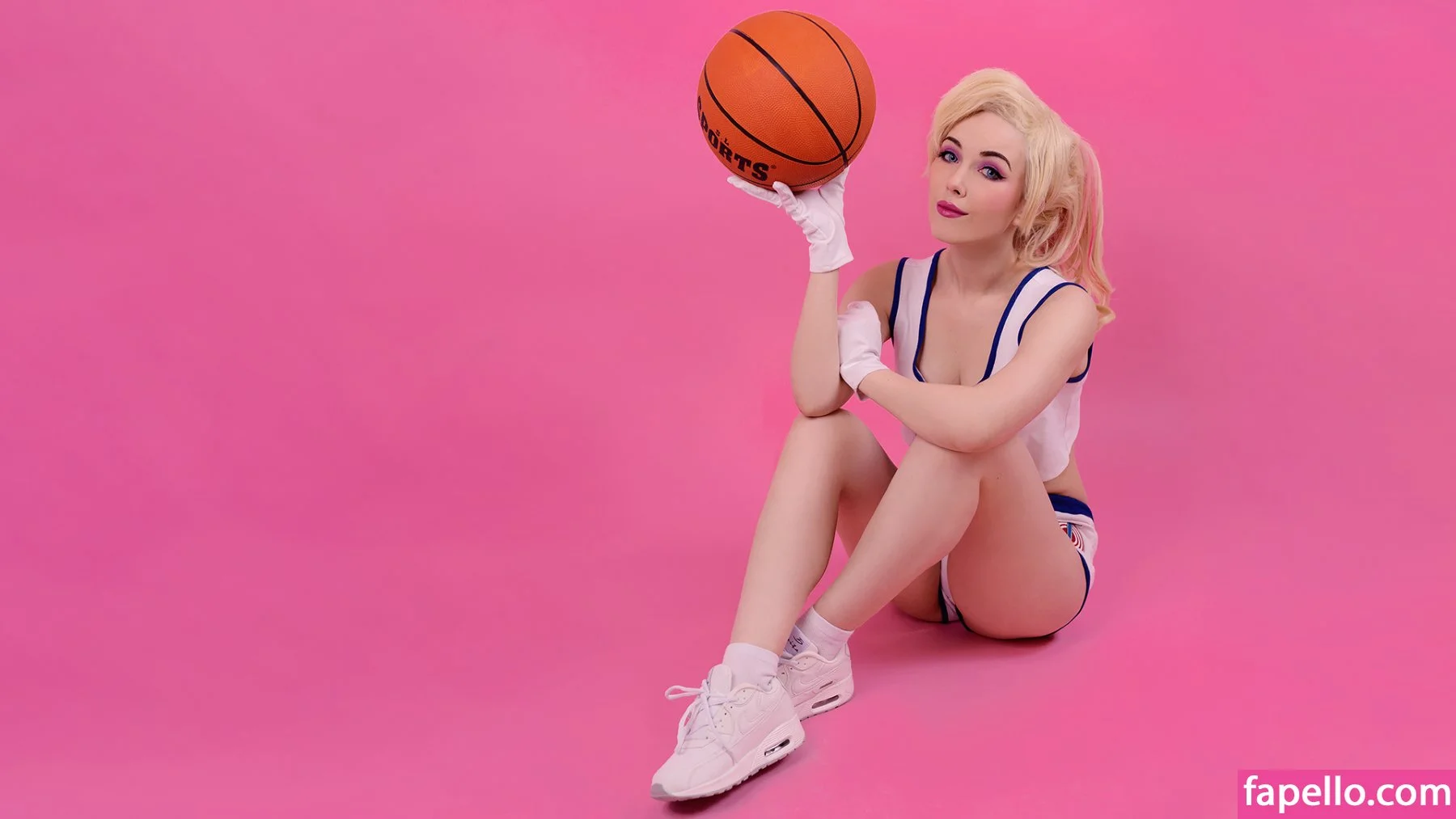 Helen Stifler Onlyfans Photo Gallery 