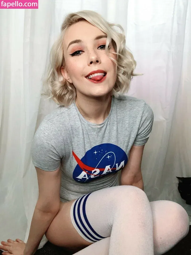 Helen Stifler Onlyfans Photo Gallery 